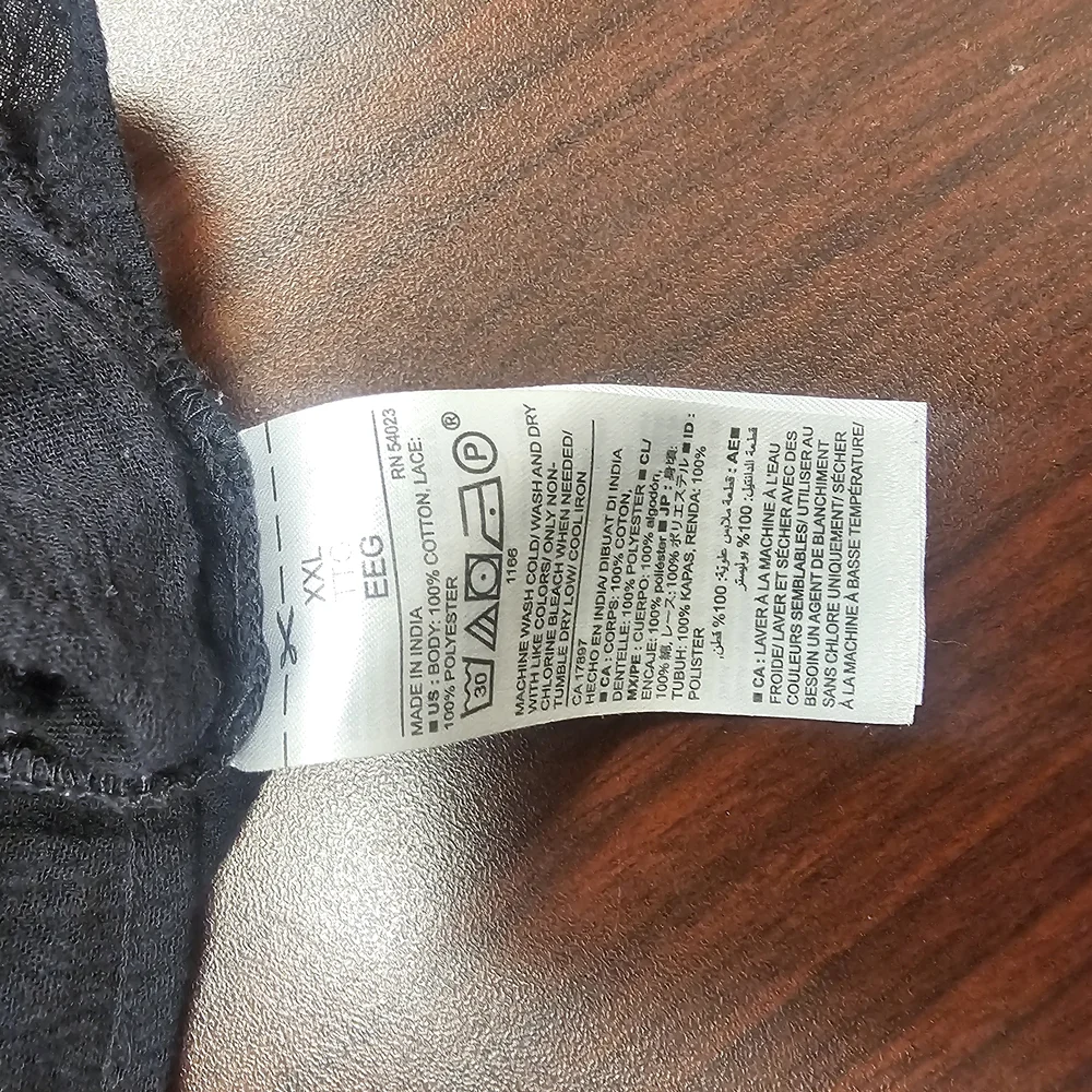 Old Navy Black Women's Blouse with Lace Detail - Picture 5 of 6